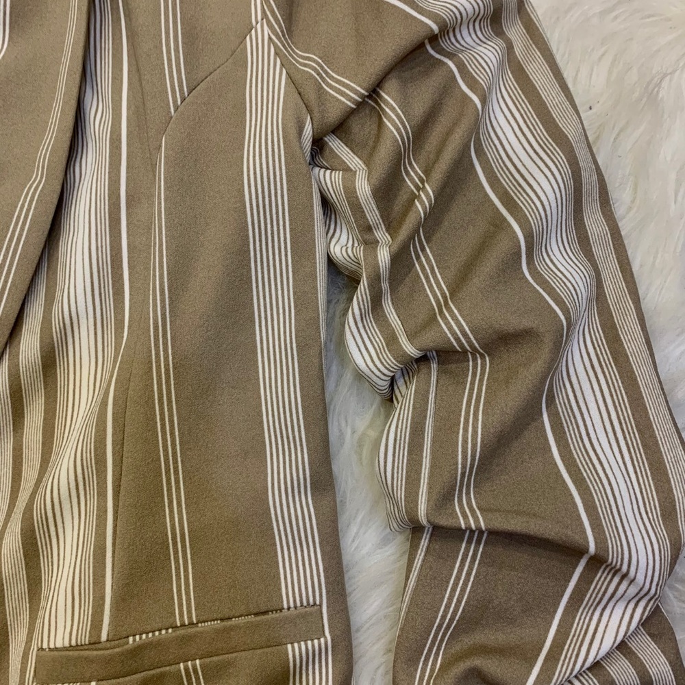 BBJ los anjeles beige blazer